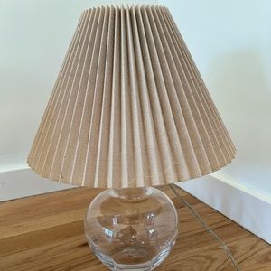 Simon Pearce Shelburne glass lamp with linen shade size Small